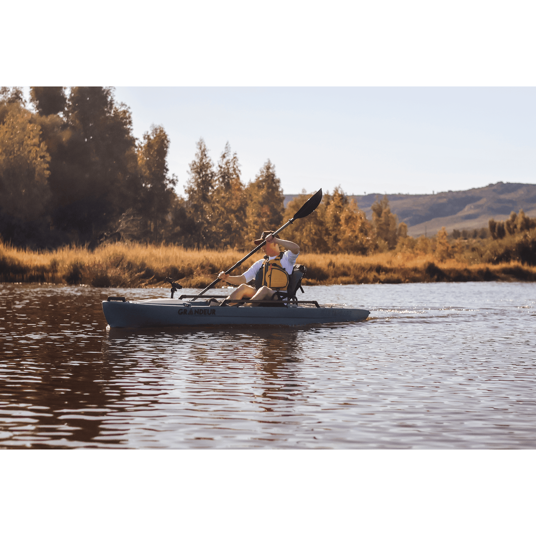 ViztaCraft Grandeur 14ft Fin Drive Fishing Kayak