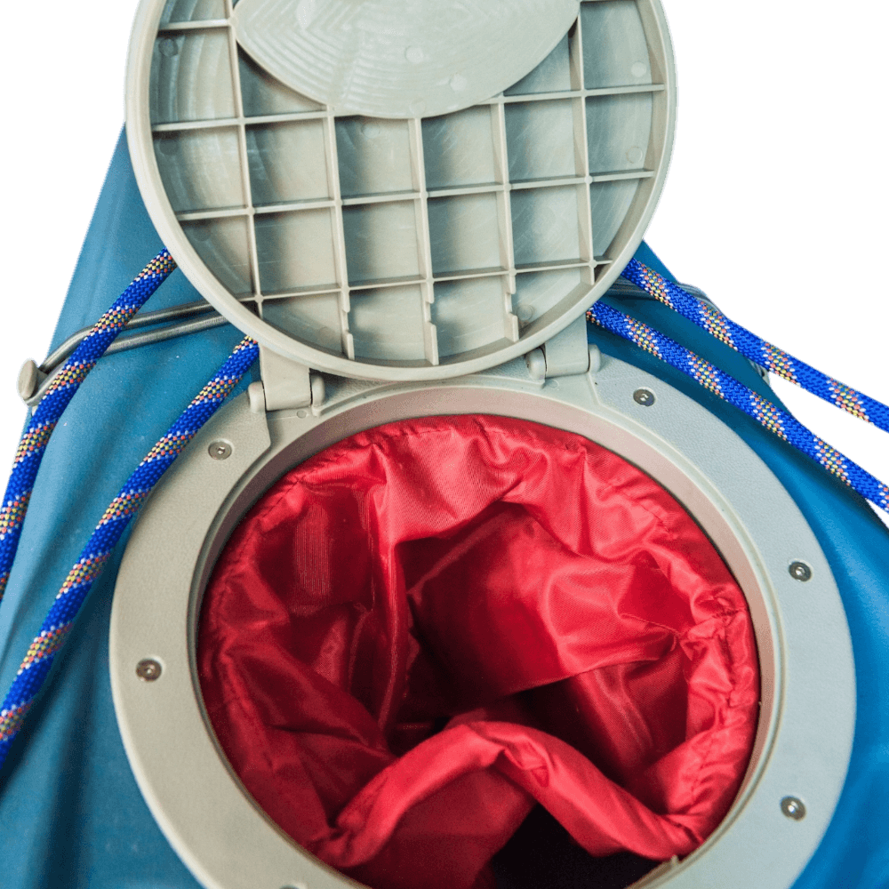 ViztaCraft Majestic – 18ft 2-Person Trimaran Fin-Drive Sailing Kayak